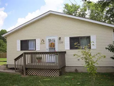 Buckeye Lake, OH 43008,130 ELLIOTT Avenue