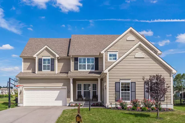 212 Warbler Court, Pickerington, OH 43147