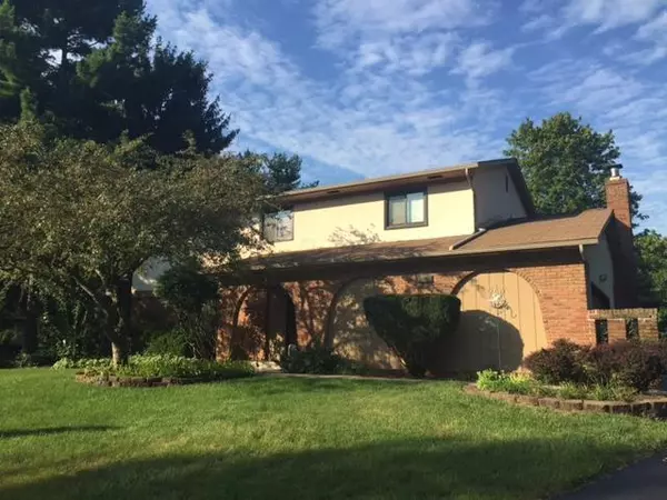 1649 Pendennis Court, Columbus, OH 43235