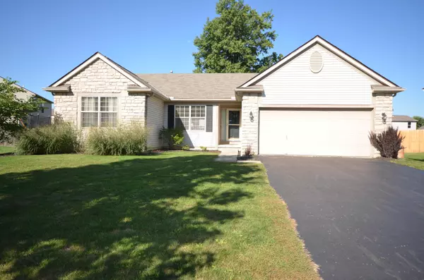 320 Penwood Court, Pataskala, OH 43062