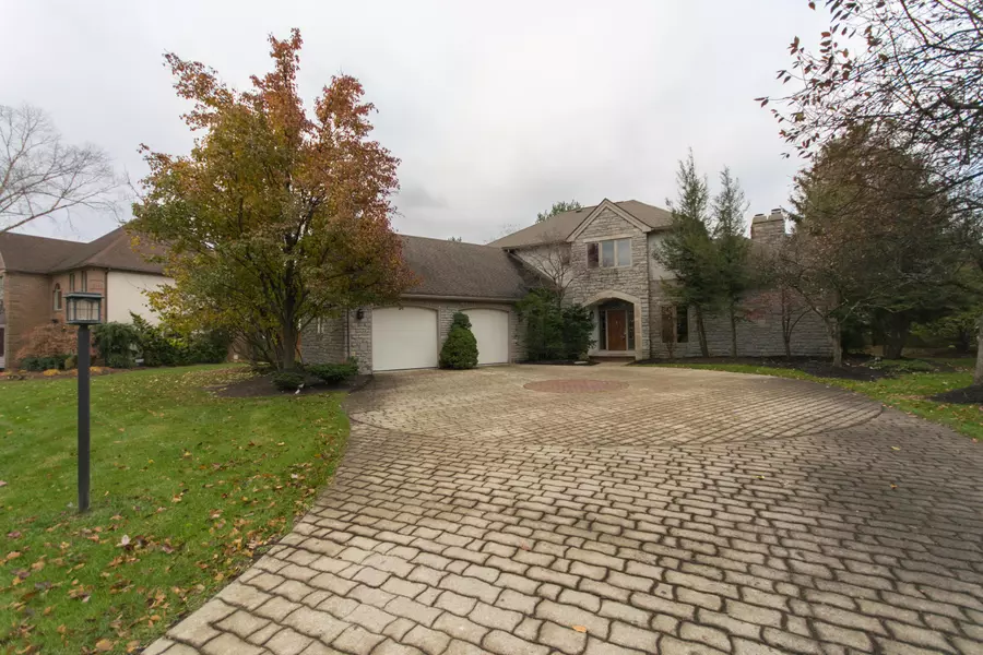 219 Crossing Creek, Gahanna, OH 43230