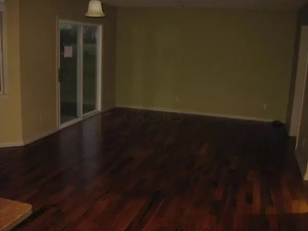 London, OH 43140,281 Thames Court