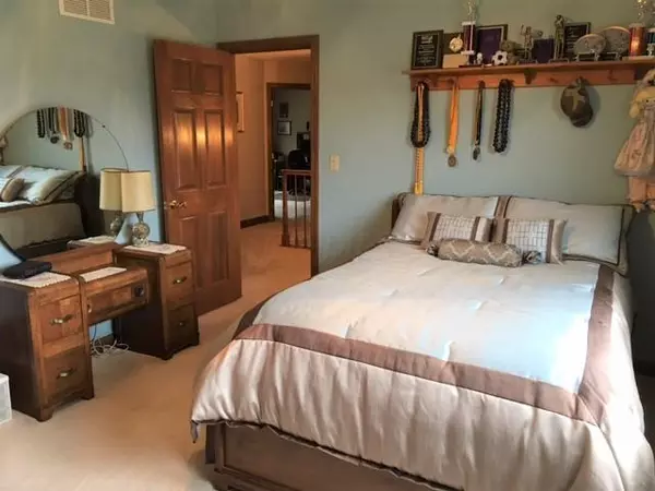 Chillicothe, OH 45601,212 Falcon Drive