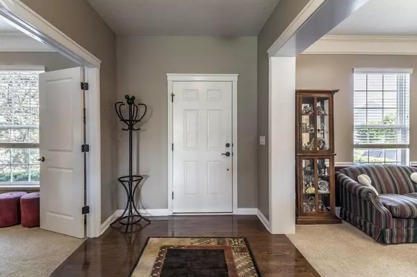 Columbus, OH 43235,1329 Harran Avenue