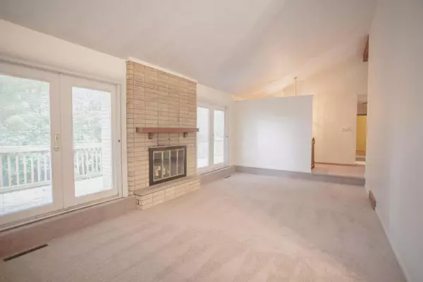 Heath, OH 43056,927 Elm Court