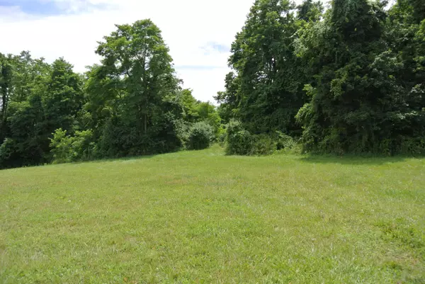 Thornville, OH 43076,127 Honeysuckle Lane