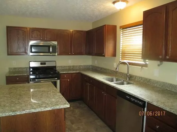 Columbus, OH 43227,3280 Waverly Court