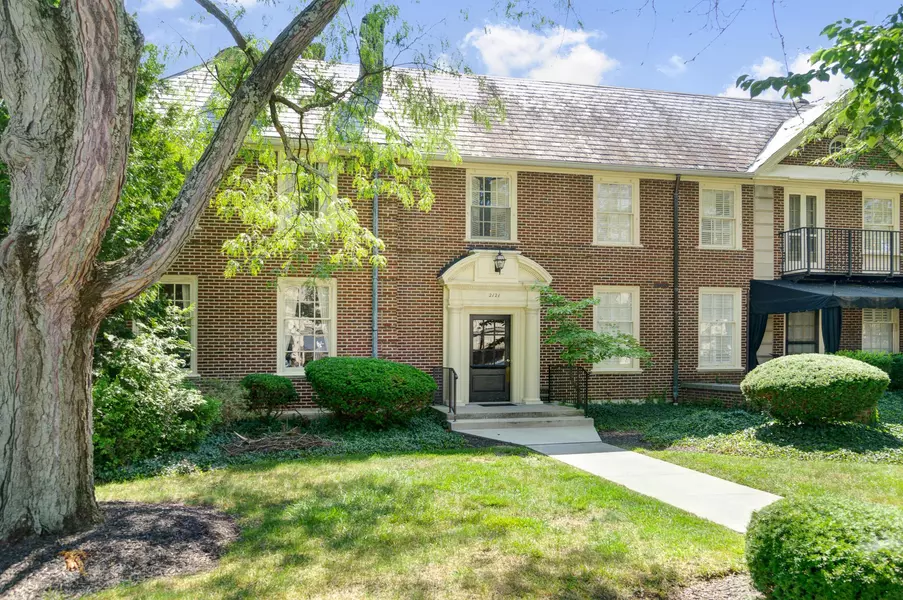 2121 Arlington Avenue #10, Upper Arlington, OH 43221