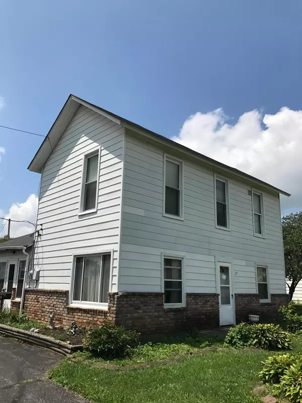 27 Church Street, Mechanicsburg, OH 43044