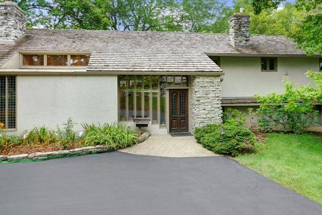 2644 Clairmont Court, Upper Arlington, OH 43220