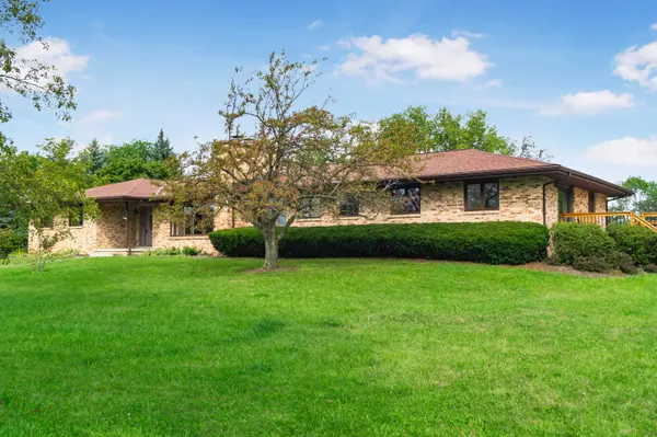 9750 Big Plain Circleville Road, London, OH 43140