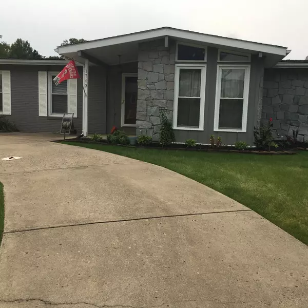 1763 Evergreen Court, Heath, OH 43056