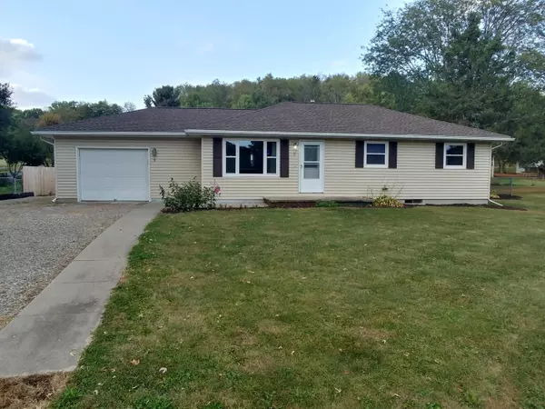 9 Ottawa Avenue, Fredericktown, OH 43019