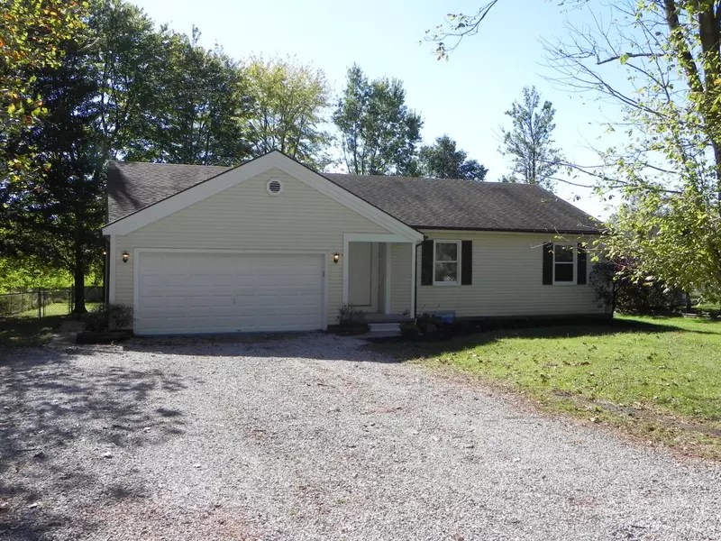 37 Kauai Court, Pataskala, OH 43062