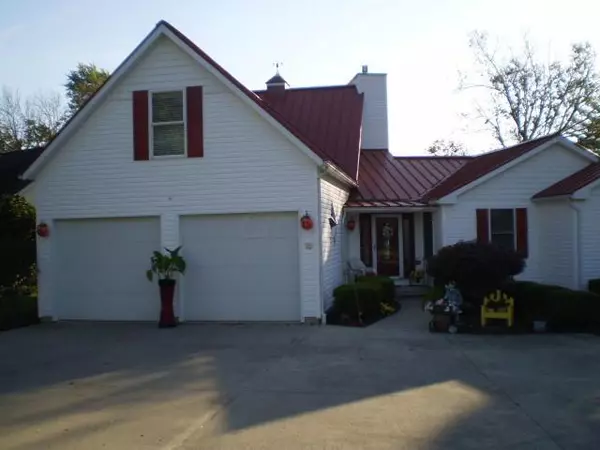 Hebron, OH 43025,15 Woodland Road