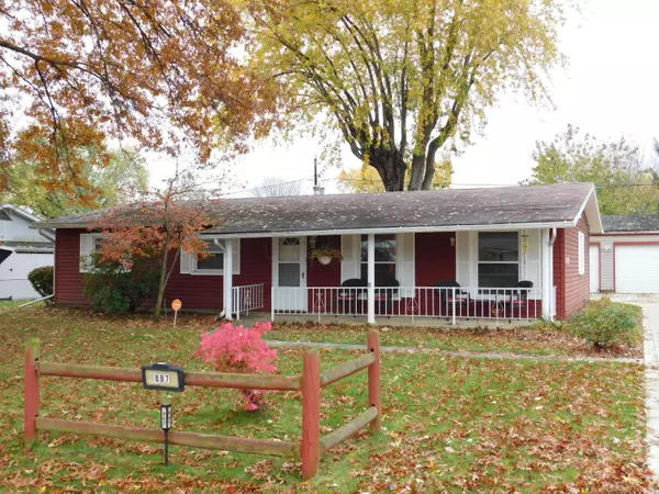 887 Wayne Drive, Heath, OH 43056