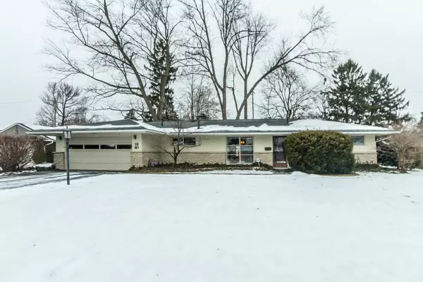 1840 Harwitch Road, Upper Arlington, OH 43221