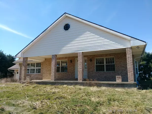 Mount Perry, OH 43760,12585 Amish Ridge Road