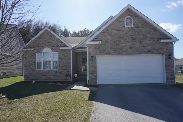 7511 Twisted Bark Drive, Canal Winchester, OH 43110