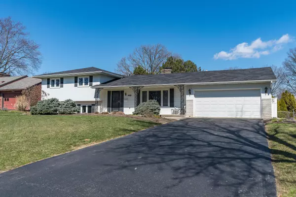 1468 Zollinger Road, Upper Arlington, OH 43221