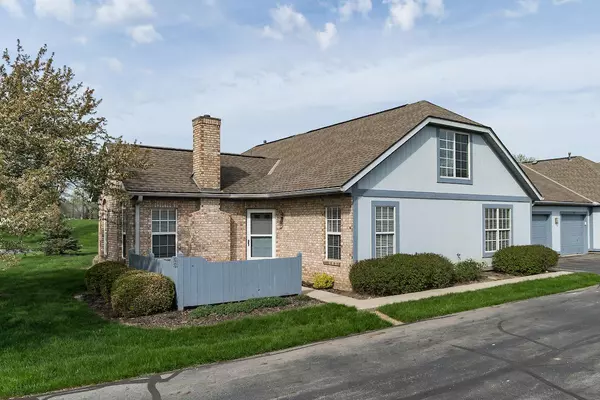 3818 Falls Cir Drive #23, Hilliard, OH 43026