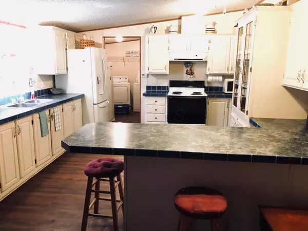 Mount Perry, OH 43760,10375 Township Road 49