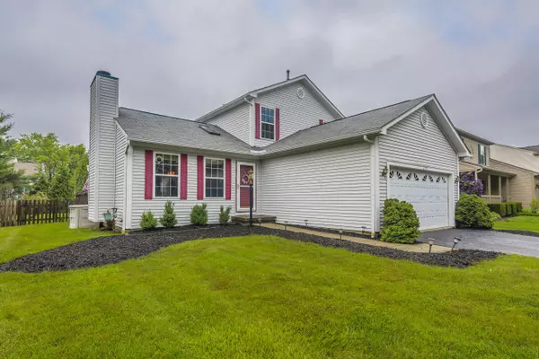 219 Stonemast Loop, Pataskala, OH 43062