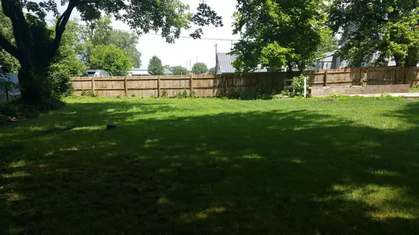 London, OH 43140,189 Elm Street