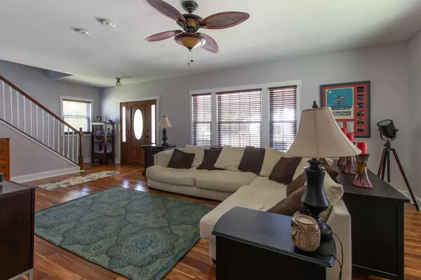 London, OH 43140,21 Columbia Avenue