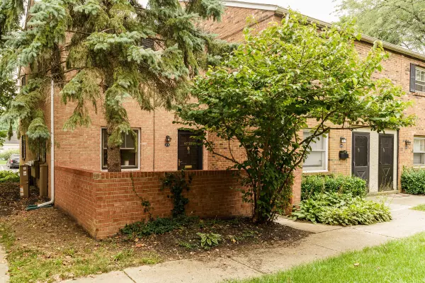 Upper Arlington, OH 43220,4778 Merrifield Place #35