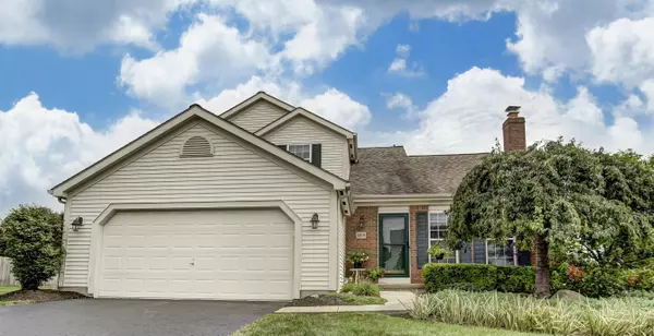 8810 Sedona Drive, Lewis Center, OH 43035