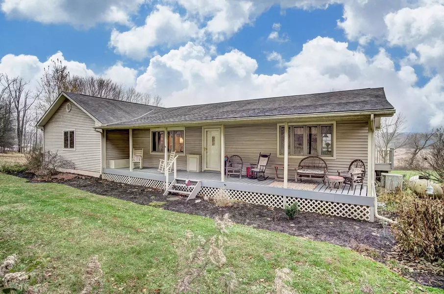 6616 Ginger Hill Road, Utica, OH 43080