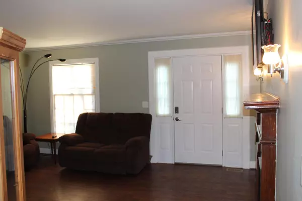Columbus, OH 43228,591 Dlyn Street
