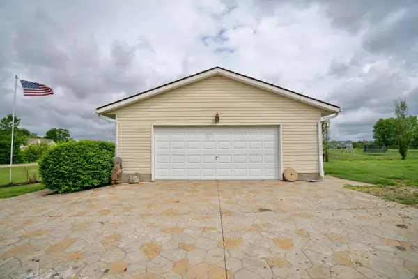 Thornville, OH 43076,313 Hickory Way