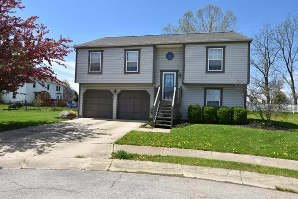 25 W Woodfield, Etna, OH 43062