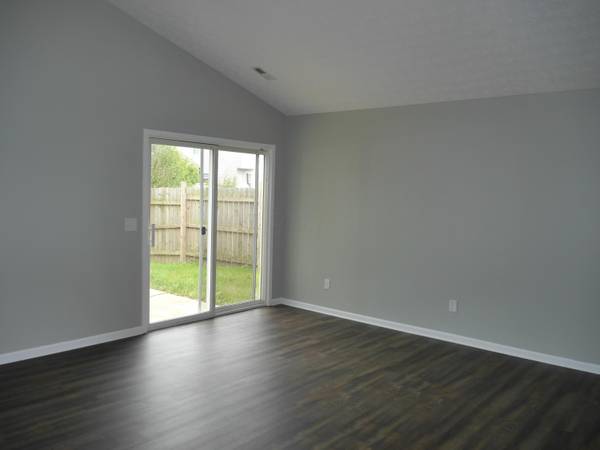 Columbus, OH 43232,3218 Kings Realm Avenue