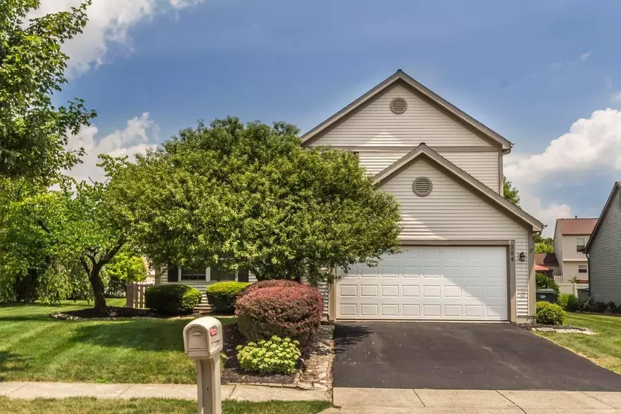 584 Candleglow Road, Blacklick, OH 43004