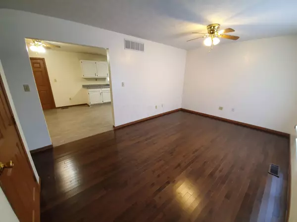 Dayton, OH 45405,3343 Waldeck Place