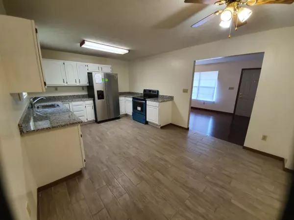 Dayton, OH 45405,3343 Waldeck Place