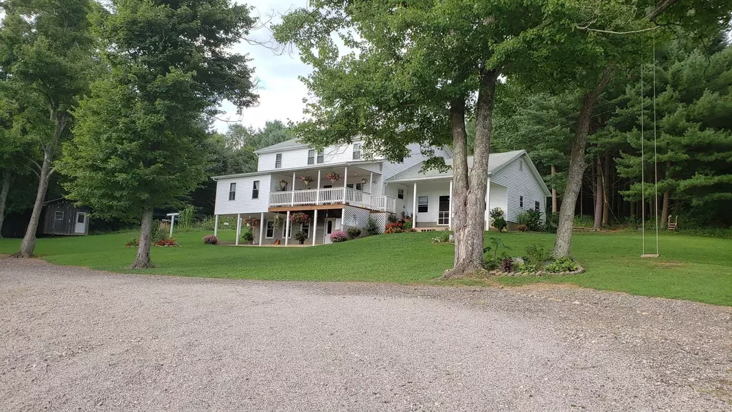 19142 Township Road 184, Frazeysburg, OH 43822