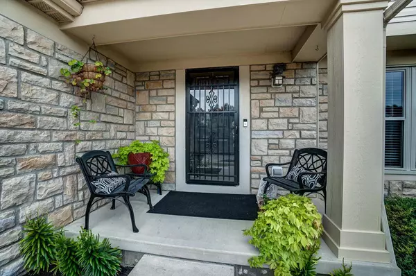 Columbus, OH 43228,5914 Rainwater Way