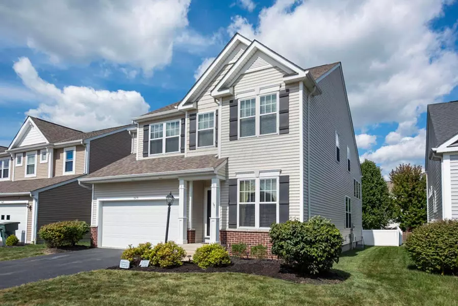 8478 Flowering Cherry Drive, Blacklick, OH 43004