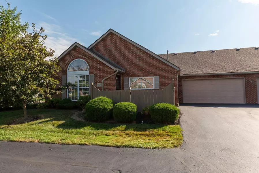 6827 Ridge Rock Drive, New Albany, OH 43054