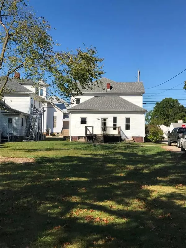 Hebron, OH 43025,607 W Main Street