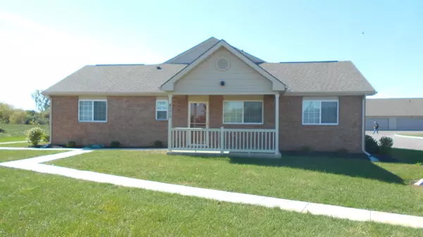 4375 Cobbleton Grove Circle, Canal Winchester, OH 43110