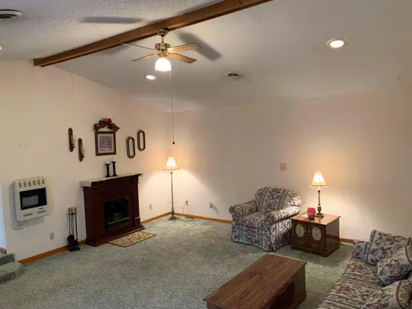 Thornville, OH 43076,767 Lake Shore Boulevard