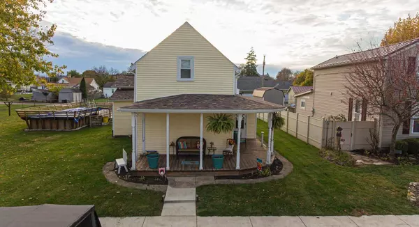 41 S East Street, New Holland, OH 43145