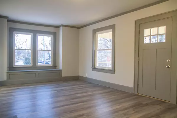 London, OH 43140,41 E Lincoln Avenue