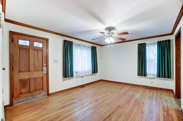 Columbus, OH 43228,264 Lawrence Avenue