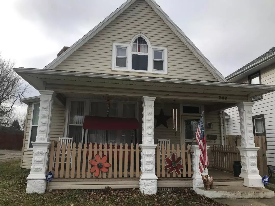 London, OH 43140,209 S Main Street